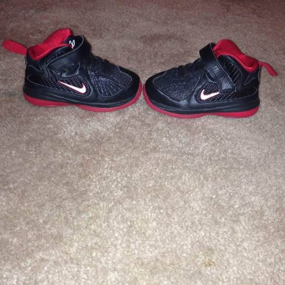 Lebron Nikes