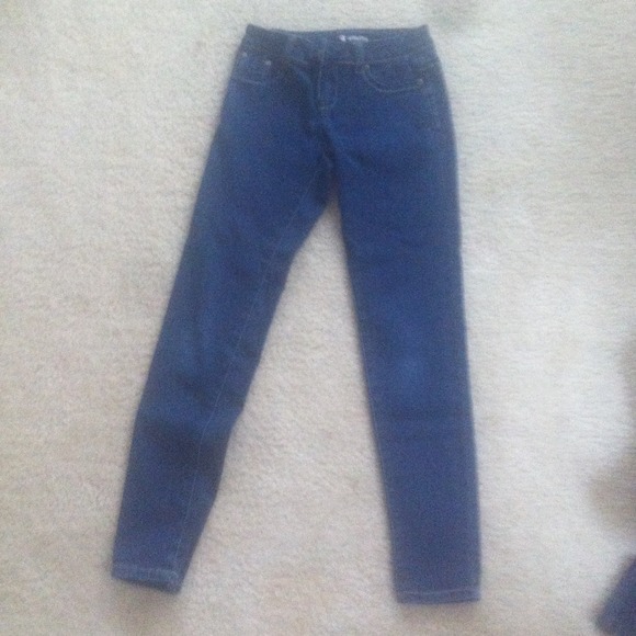 Jegging Pants .