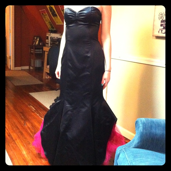 Jessica McClintock prom dress