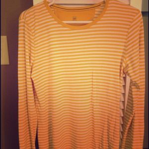 Mustard/white striped long-sleeve Gap tee