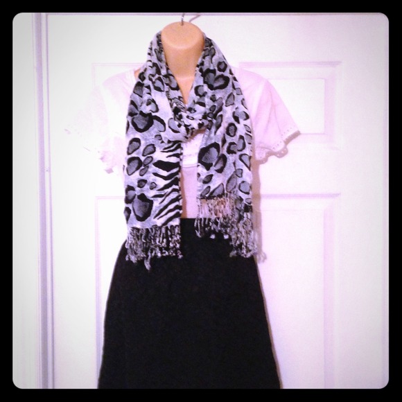 Animal print scarf