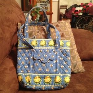 Vera Bradley purse 🌹🌹🌹Reserved for @tb27813