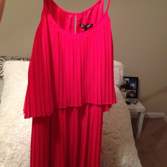 Red express dress