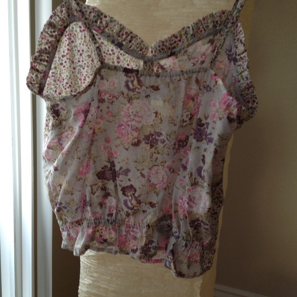 Top - Picture 2 of 4