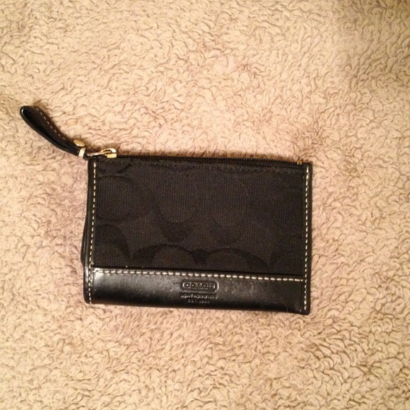 Authentic coach coin purse