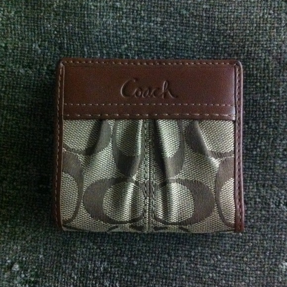 **BUNDLED** Authentic Coach Wallet