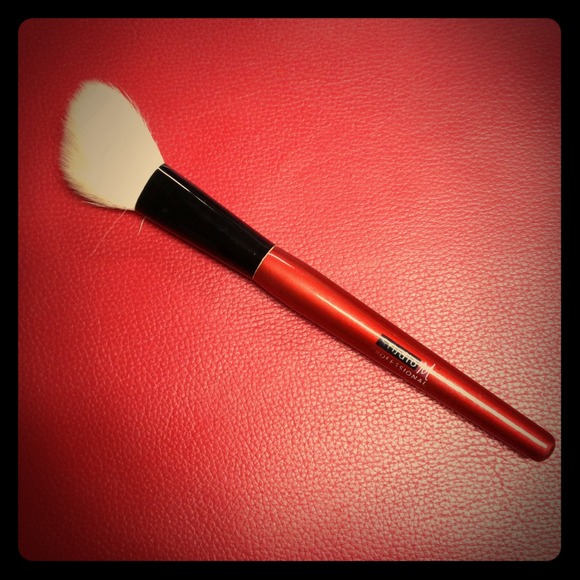 ❗BUNDLED❗Studio M angled brush