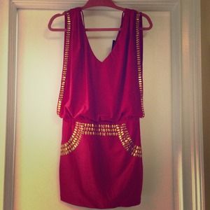 Super HOT Red Dress w Gold Embellishments! Beauty!