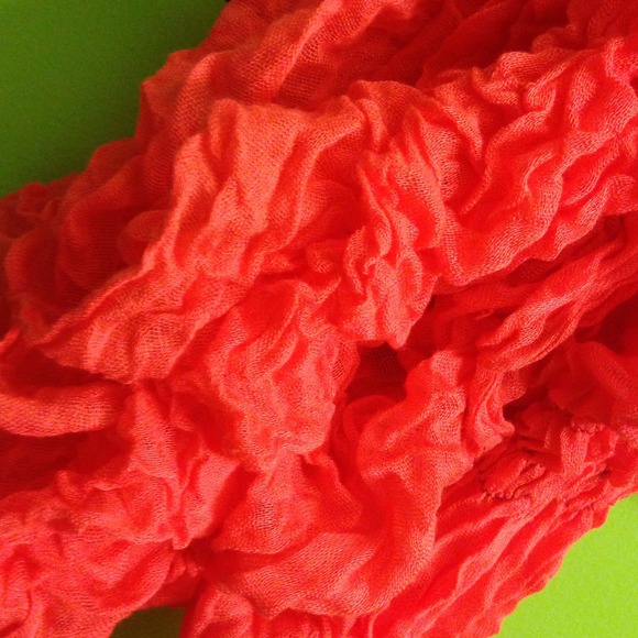 Scrunchy coral scarf. - Picture 2 of 2