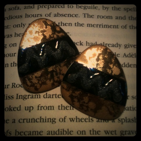 Vintage 80's earrings! - Picture 1 of 2