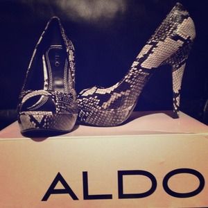 ALDO Peep Toe Heels -❗ DISCOUNTED❗