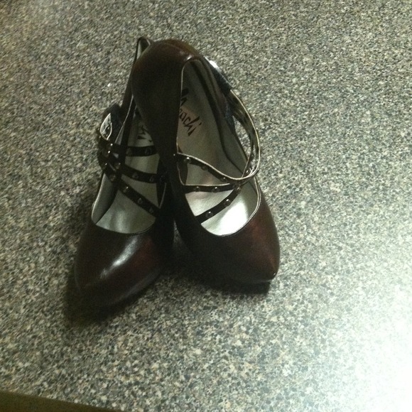 SOLD *Bundle*Brown pumps