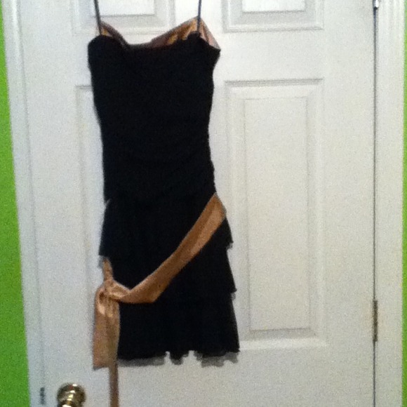 Classy Cruise Formal Dress - Picture 2 of 2