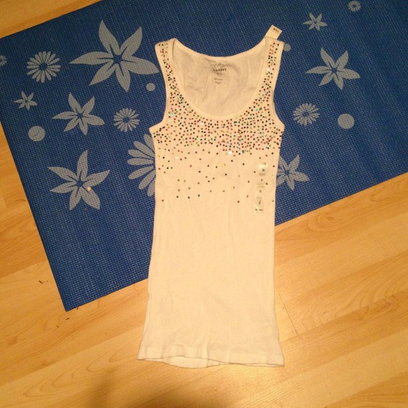 ❤SOLD IN BUNDLE❤ Sequins tank by Old Navy - Picture 3 of 3