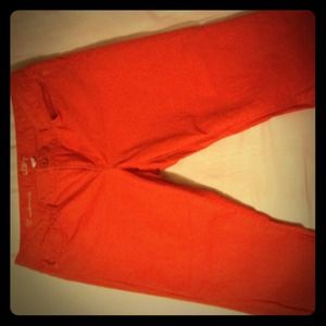 Colored cropped pant