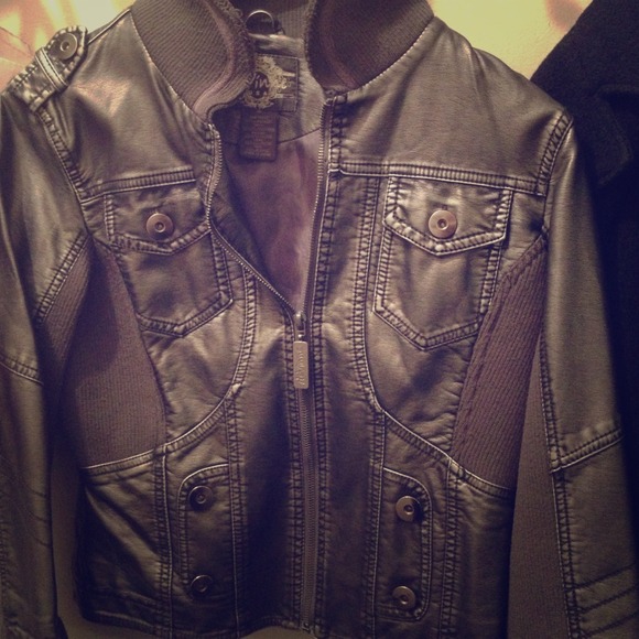 🆑SOLDCute and trendy jacket