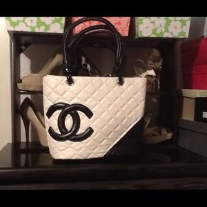 Designer inspired handbag