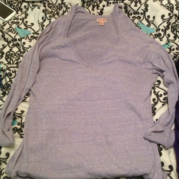 Mossimo hooded long sleeve shirt
