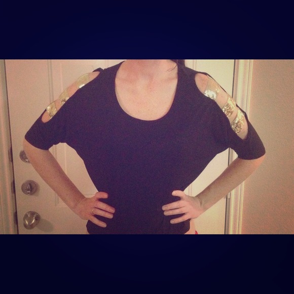 Tops - BUNDLED Cold should black top w/gold sequin