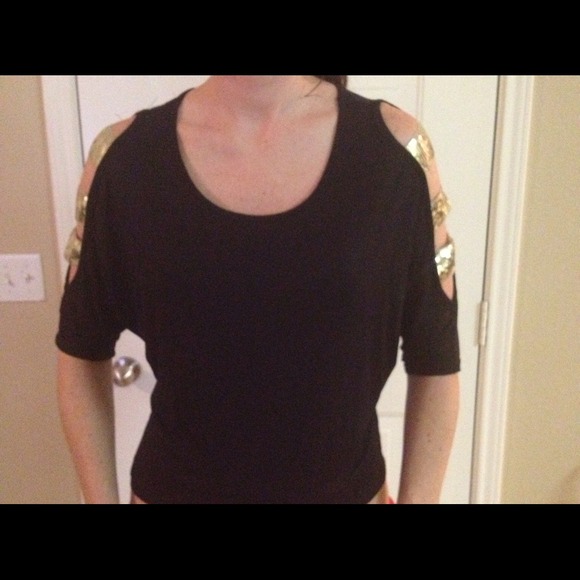 BUNDLED Cold should black top w/gold sequin - Picture 3 of 3
