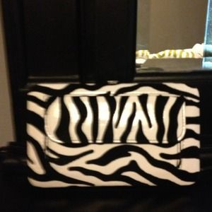 🚫🚫🚫traded🚫🚫🚫NWT Hananel Zebra Clutch