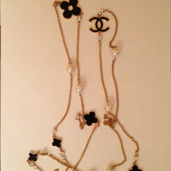 NECKLACE.!!!