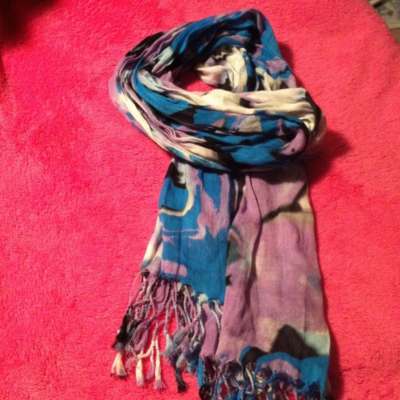 ❤❤❤SOLD❤❤❤Scarf