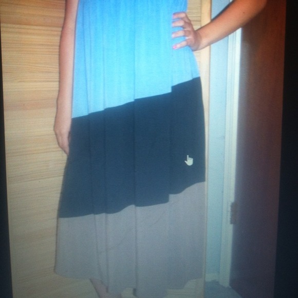 Hold..⚡Flash sale⚡ Boutique color-block long dress - Picture 2 of 4