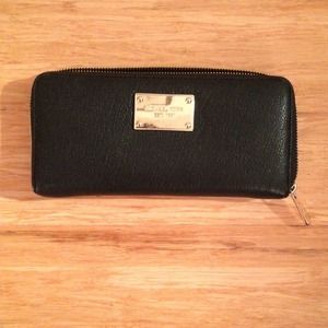 Authentic MICHAEL Michael Kors Continental Wallet