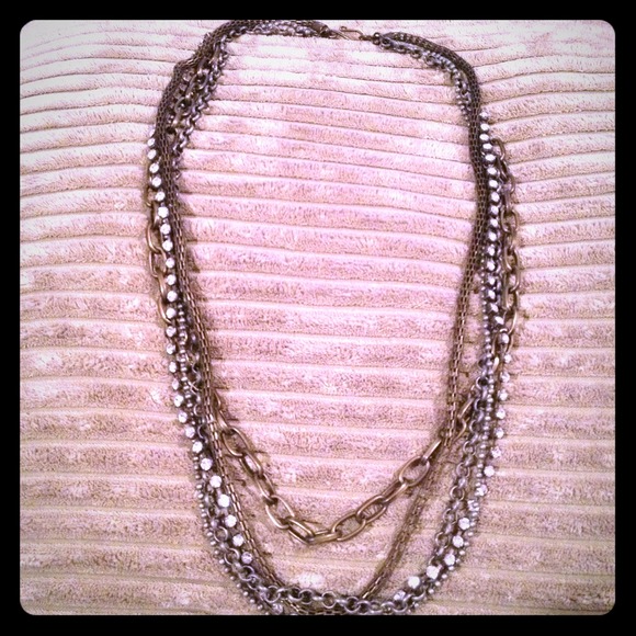 ⛔SOLD⛔Express multi. chain necklace