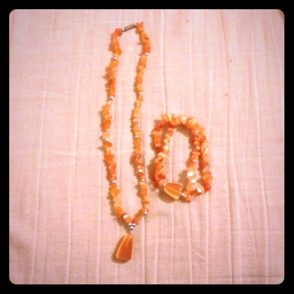 Coral necklace and bracelet set!!