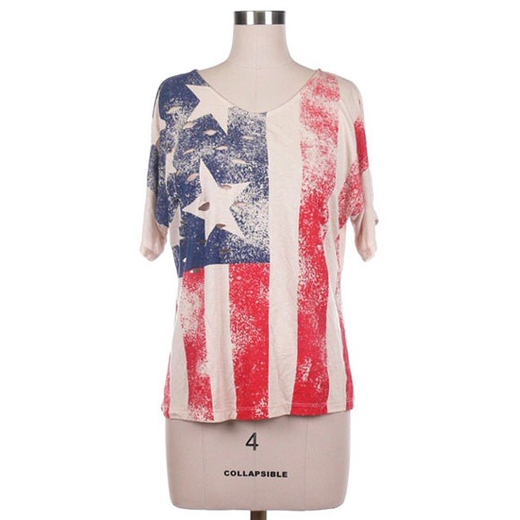 An American flag printed top. - Picture 1 of 4