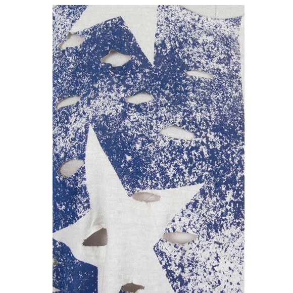 An American flag printed top. - Picture 4 of 4