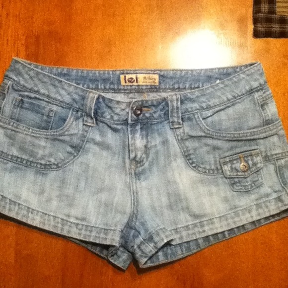 L.e.i. Jean shorts $REDUCED$