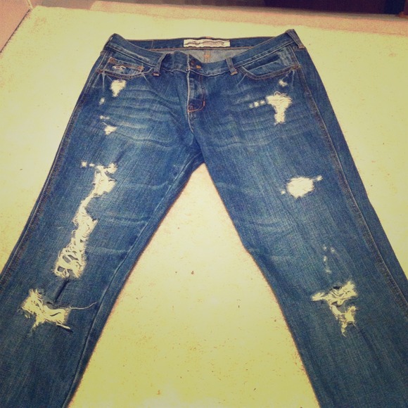 Distressed hollister jeans