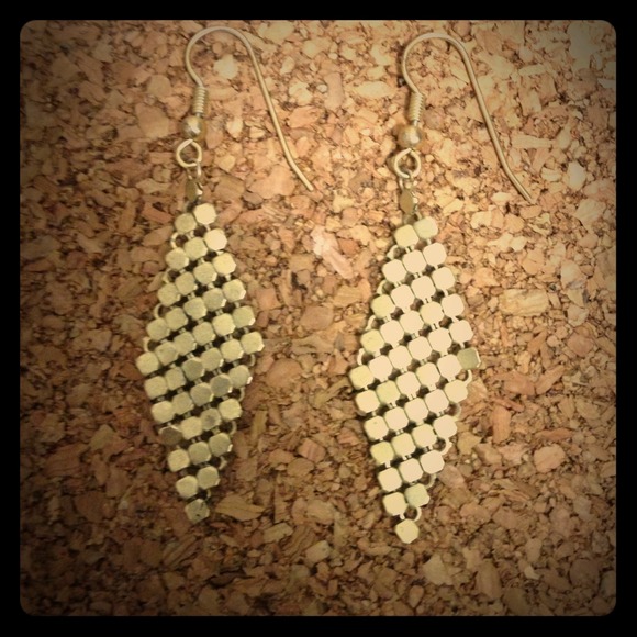 💥On Hold💥Gold earrings!