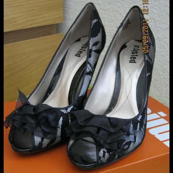 Unlisted Shoes - New In box Unlisted shoe