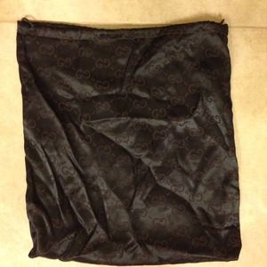 Gucci dust bag
