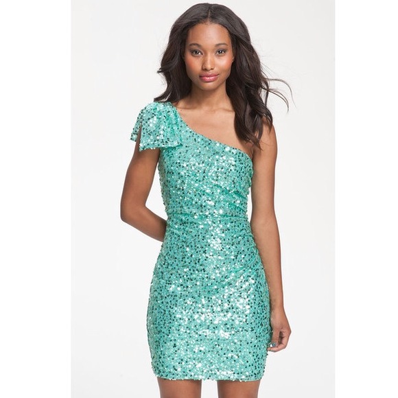 wayin Dresses Reduced Mint Green Oneshoulder Sequin Dress Poshmark
