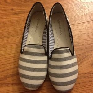 Women's Flats