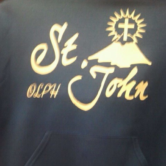 Shirts - Picture 2 of 4