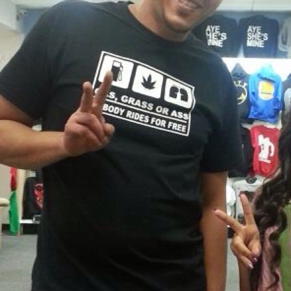 Shirts - Picture 4 of 4