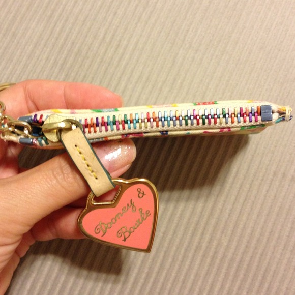 🚫SOLD🚫Dooney & Bourke keychain coin purse stars - Picture 2 of 4