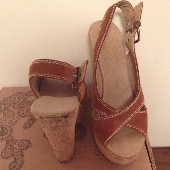 Platforms - Picture 3 of 4