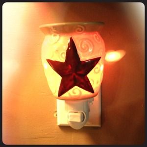 Scentsy Plug-In warmer