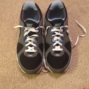 🚫SOLD🚫 Women's Nike Turbulence 16 size 6 blue