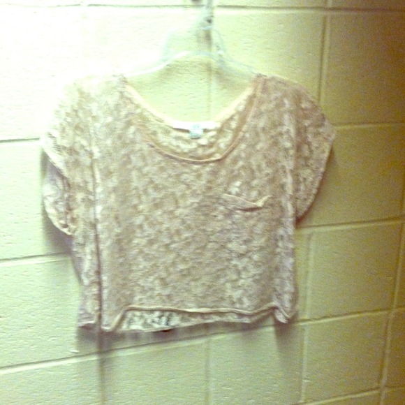Butterfly lace cropped top!