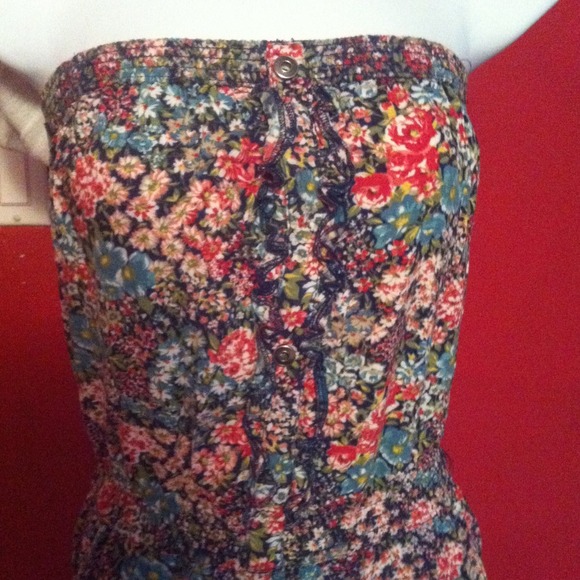Sold🚫Beautiful one-piecer ❤ - Picture 2 of 3