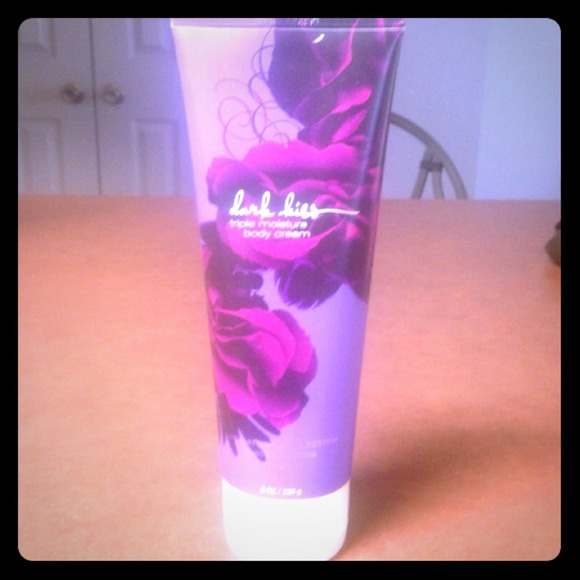 Dark Kiss Body Cream Bath and Body Works!!!