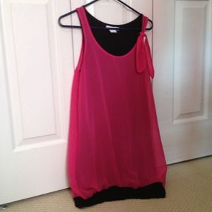 🚫🚫traded🚫🚫Pink and black dress/shirt